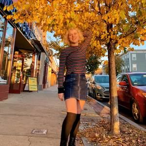 Meet your Posher, Lex